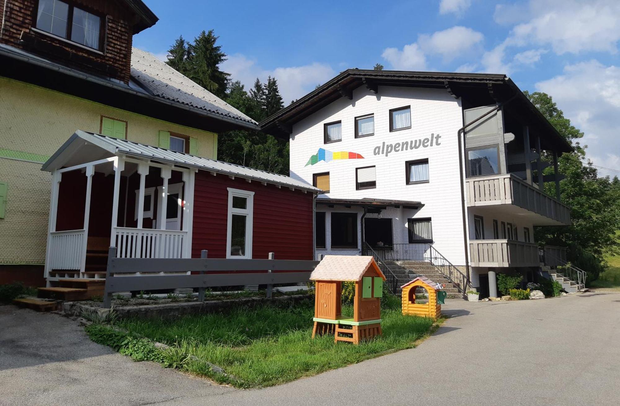 App 1 - Farbennest Mit Fruehstueck Teekueche, Sommerbergbahnen Inkl Tannheim Dış mekan fotoğraf